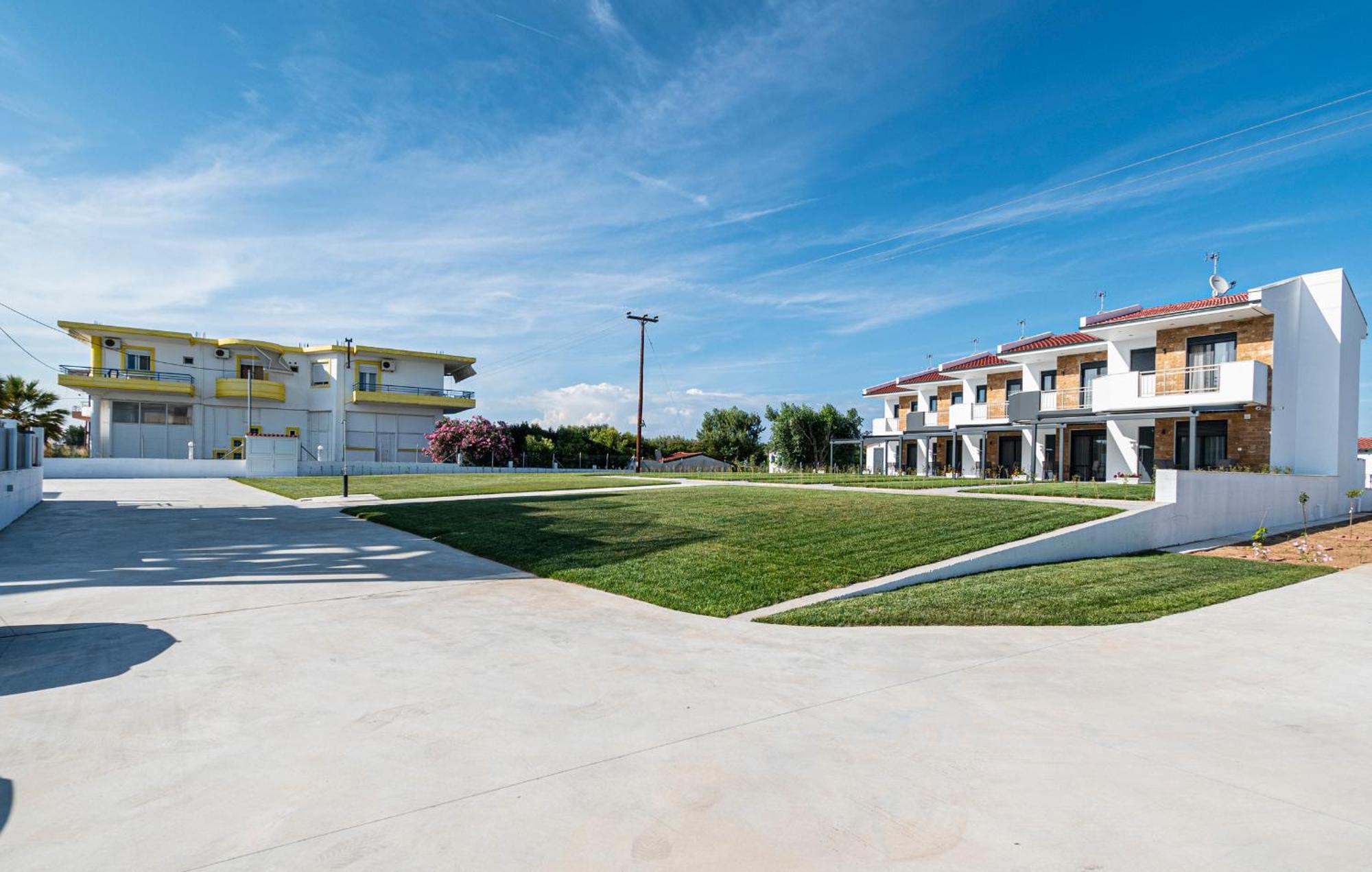 Chryssis Village By Travel Pro Services - Nea Potidaia Halkidiki Néa Potídea Kültér fotó
